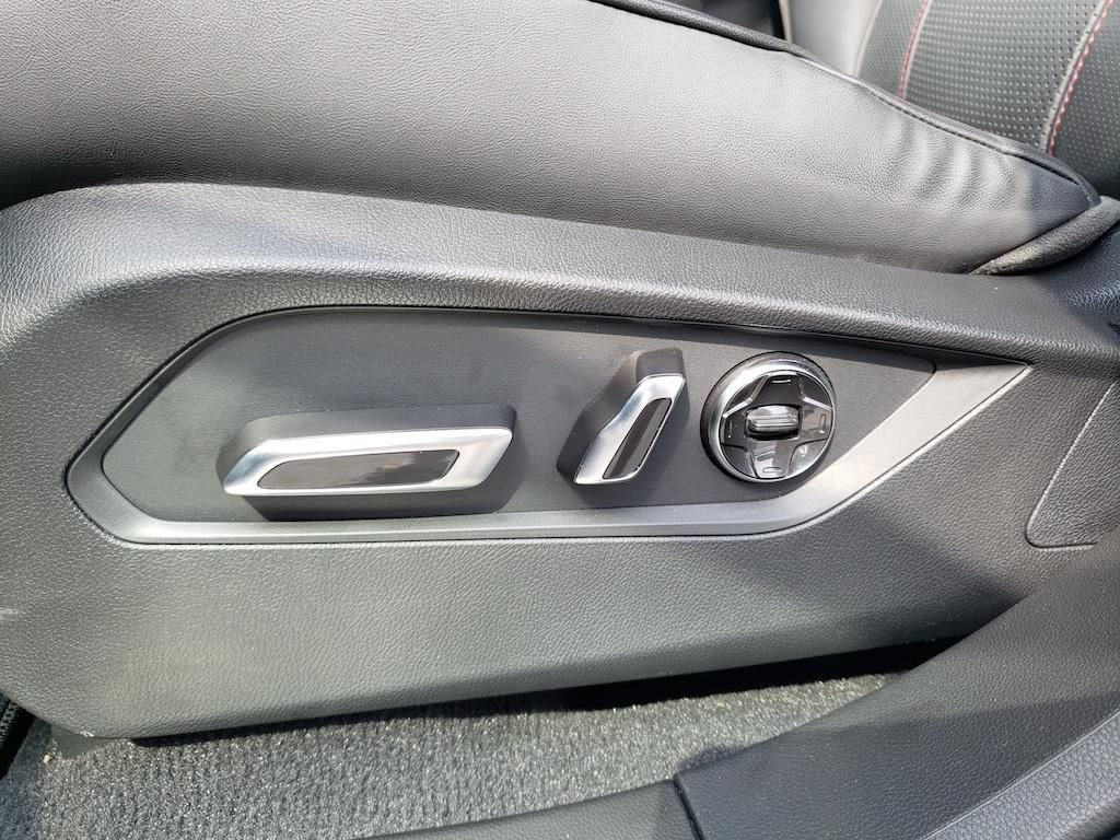 Certified 2025 Acura RDX w/ Advance Package AWD/4WD image 19