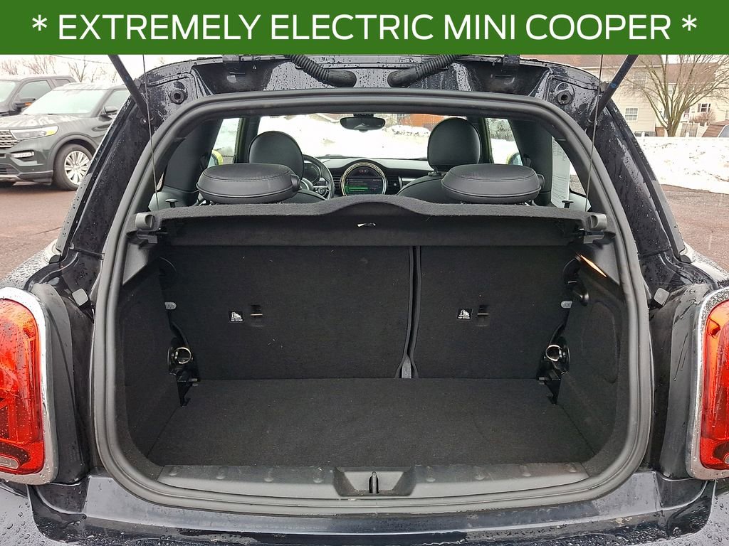Used 2021 MINI Cooper SE w/ 8.8" Touchscreen Nav Package image 28