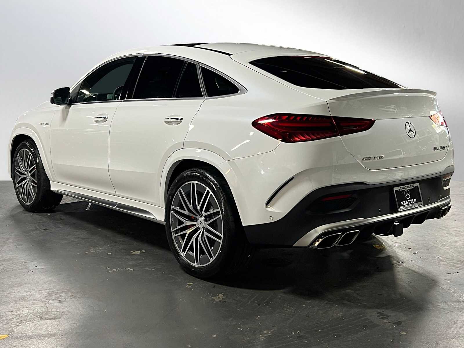 New 2026 Mercedes-Benz GLE 63 AMG S image 5