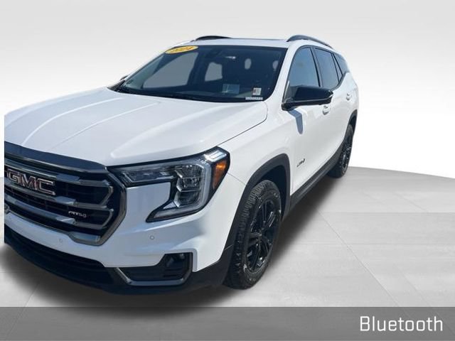 Used 2024 GMC Terrain AT4 w/ Tech Package AWD/4WD image 5