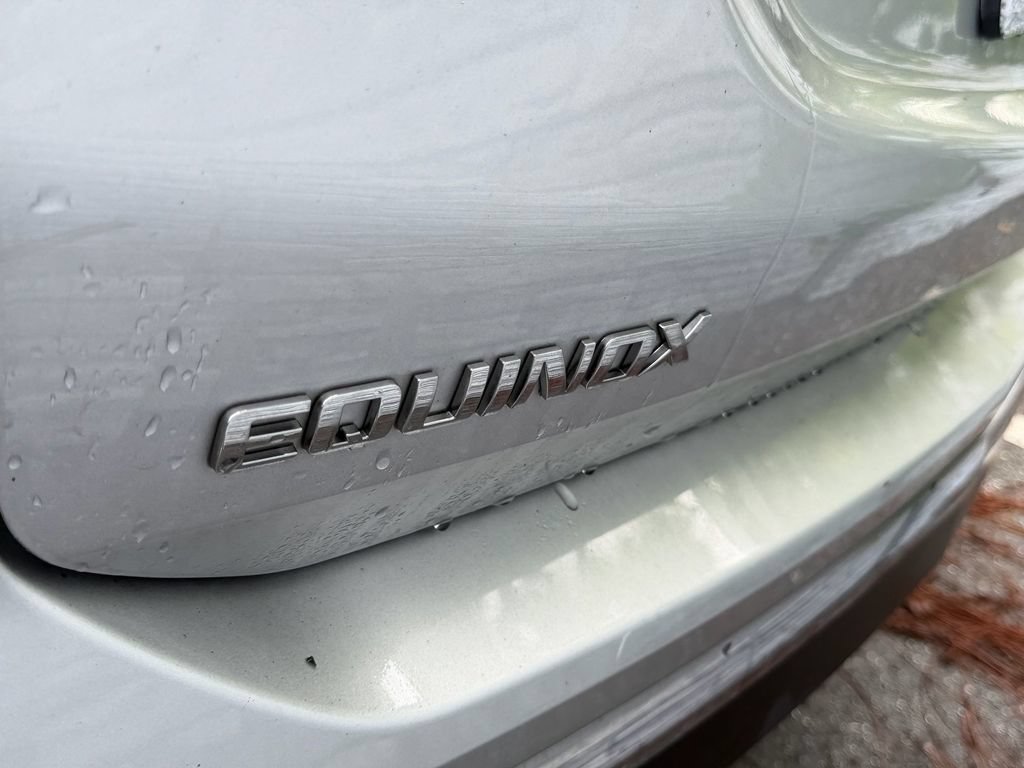 Used 2019 Chevrolet Equinox LT FWD image 11
