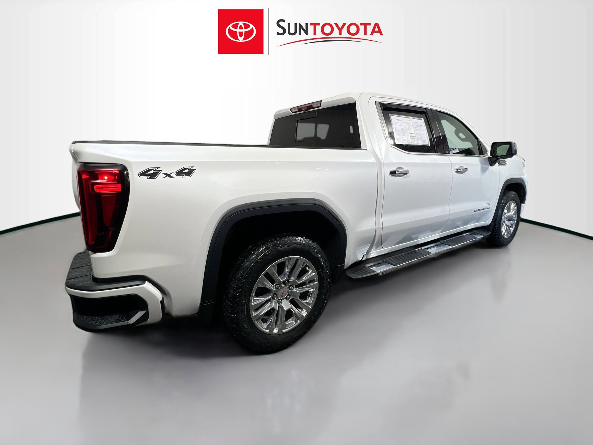 Used 2020 GMC Sierra 1500 Denali w/ Technology Package image 4