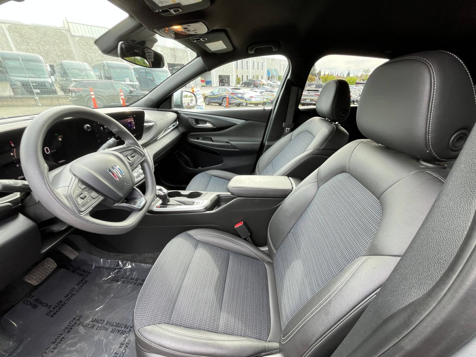 Used 2025 Buick Envista Sport Touring FWD image 25