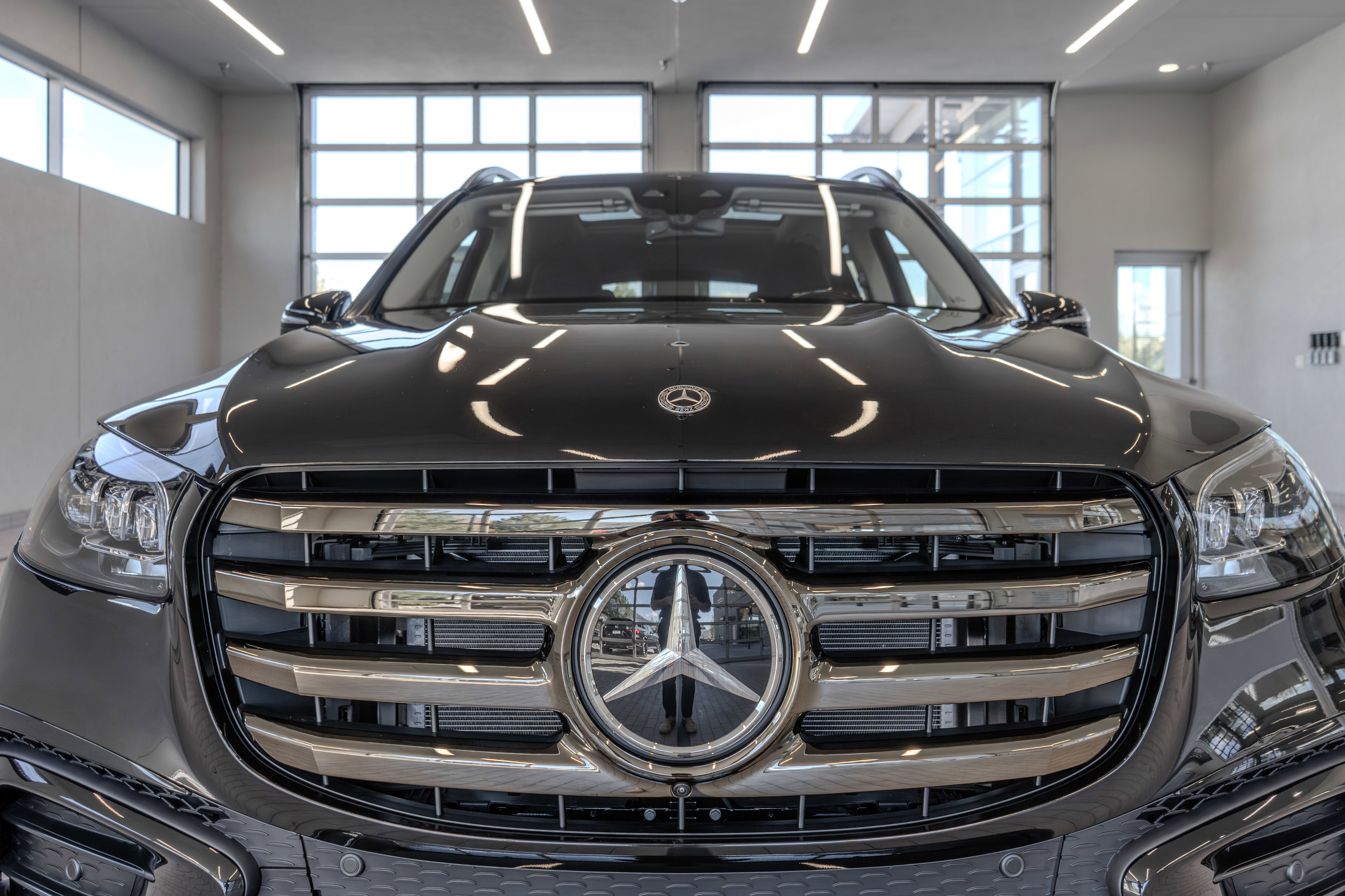 New 2026 Mercedes-Benz GLS 450 4MATIC image 23