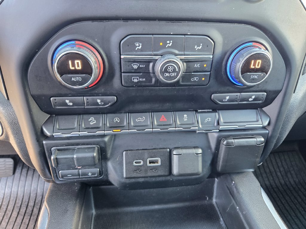 Used 2020 Chevrolet Silverado 1500 RST AWD/4WD image 15