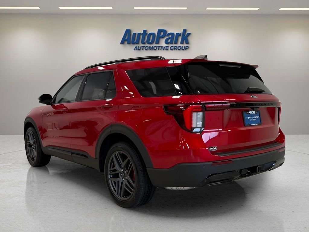 New 2026 Ford Explorer ST-Line w/ ST-Line Street Pack AWD/4WD image 5