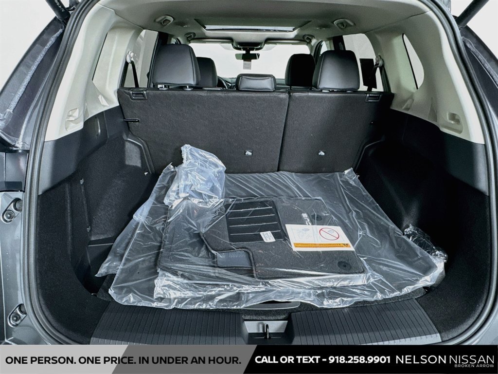 New 2026 Nissan Rogue Dark Armor FWD image 26