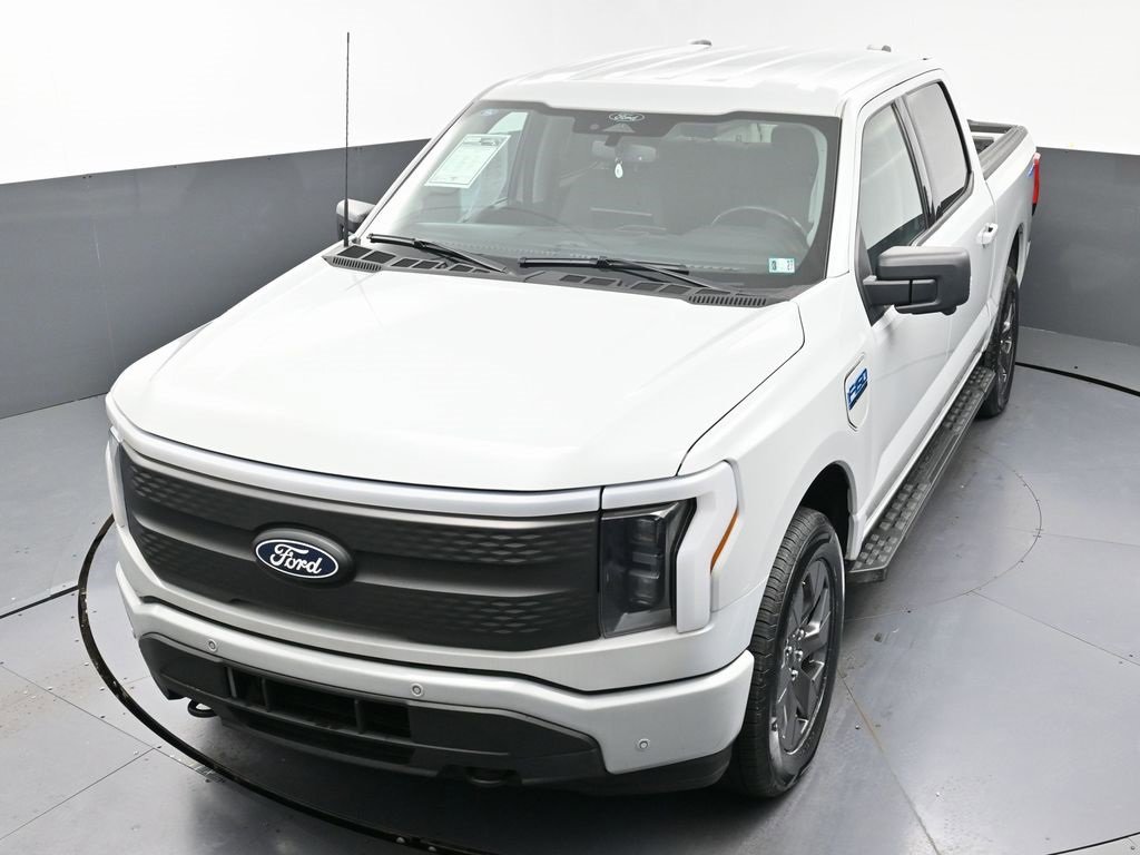 Used 2024 Ford F150 Lightning Flash w/ Max Trailer Tow Package image 43