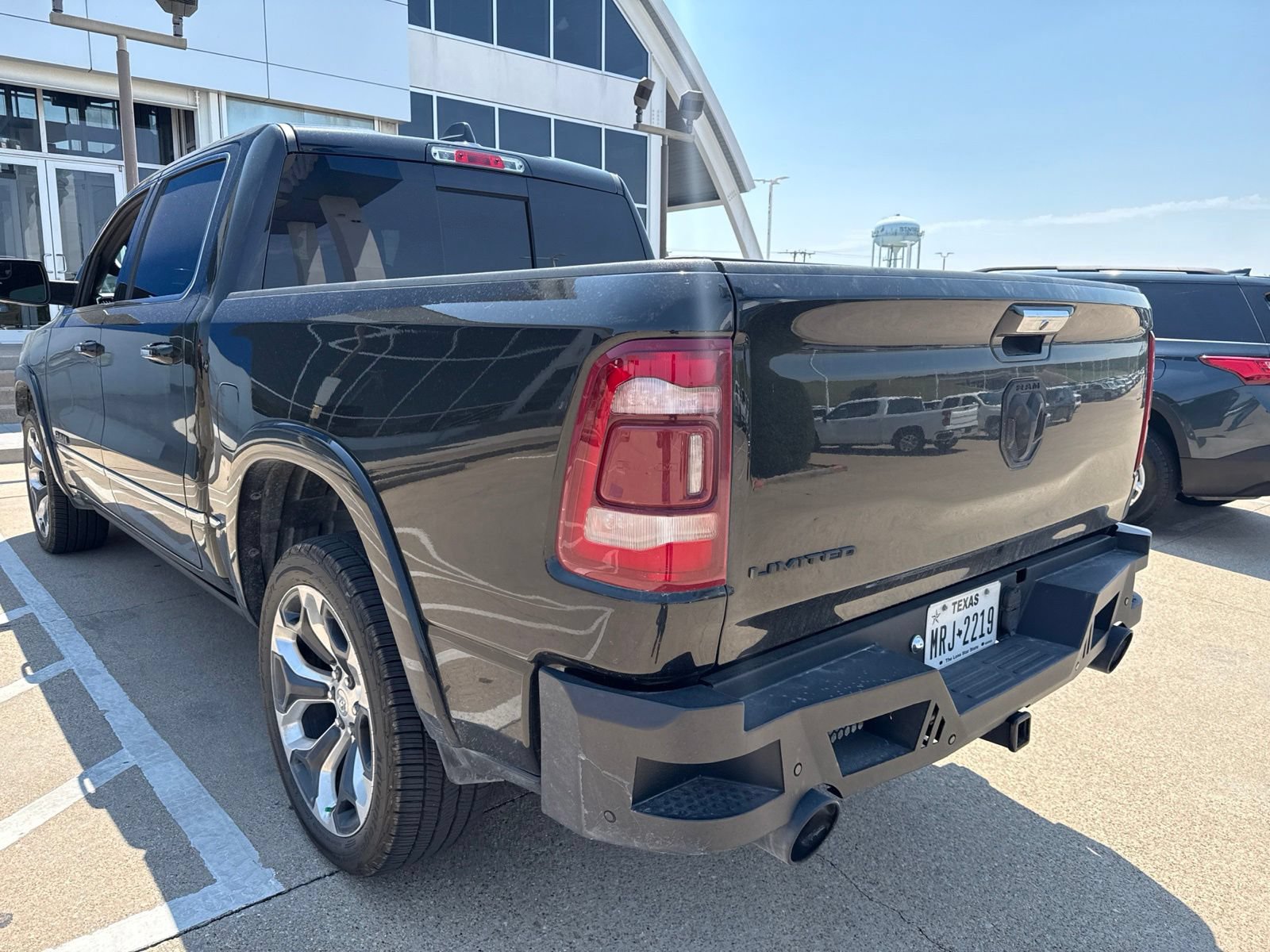 Used 2019 RAM 1500 Limited w/ Advanced Safety Group RWD image 11