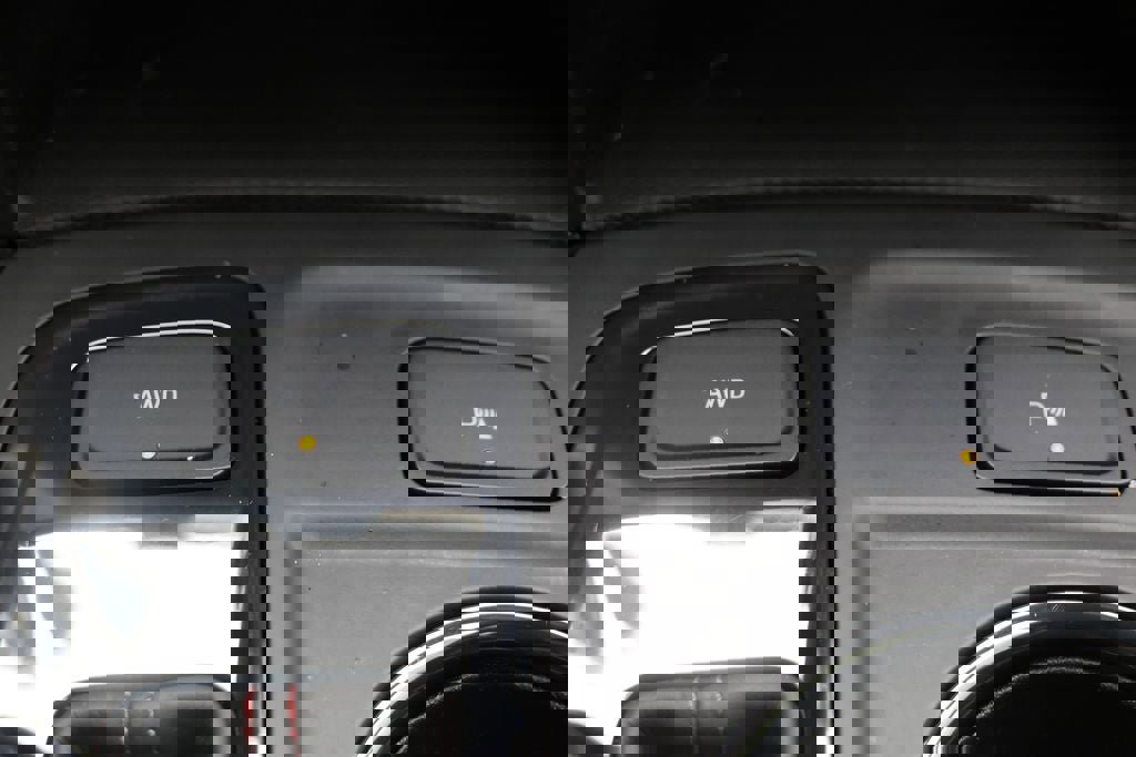 Used 2024 Chevrolet Equinox RS image 23