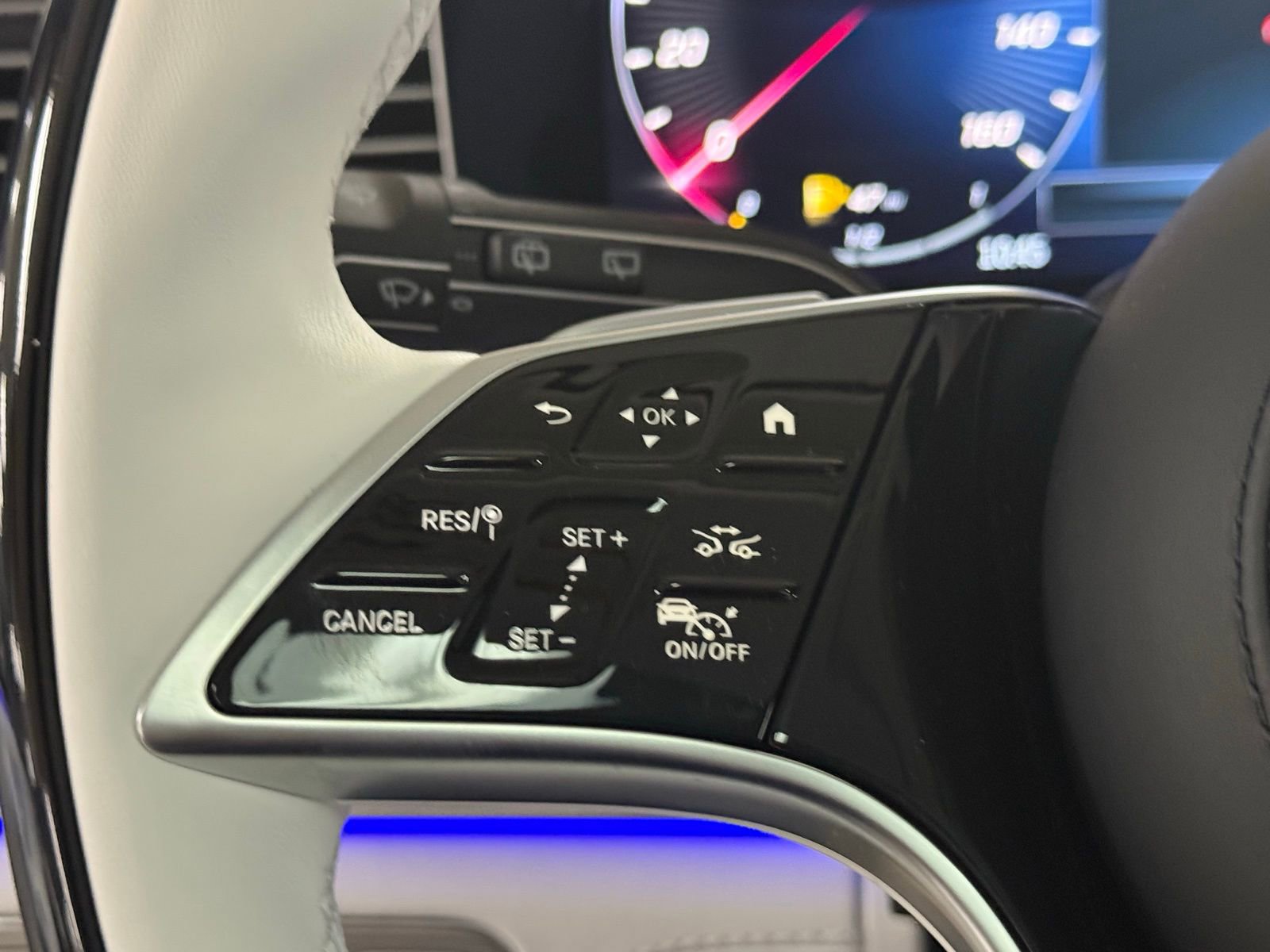 New 2026 Mercedes-Benz Maybach GLS 600 4MATIC image 23
