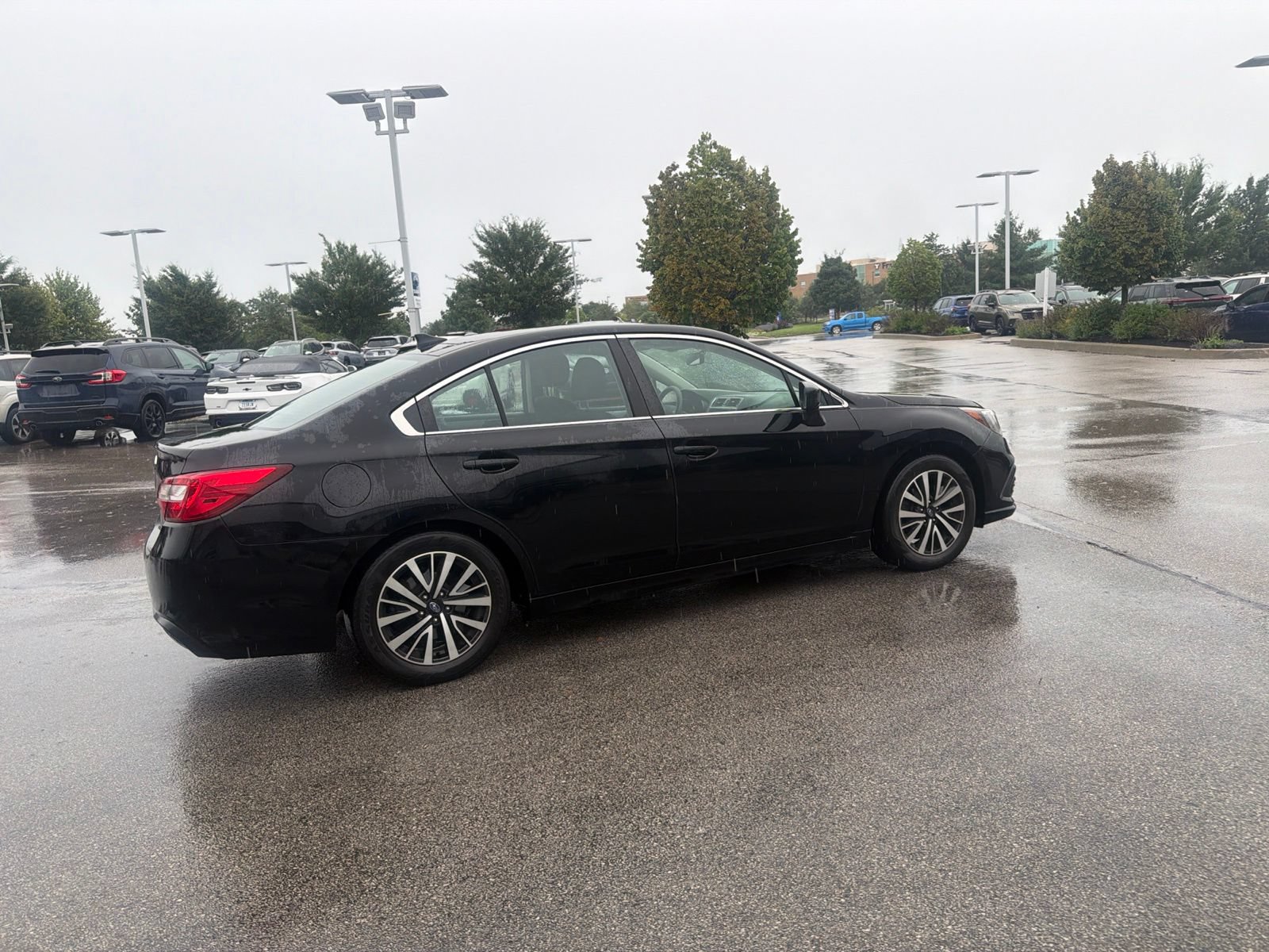 Used 2019 Subaru Legacy 2.5i Premium AWD/4WD image 18