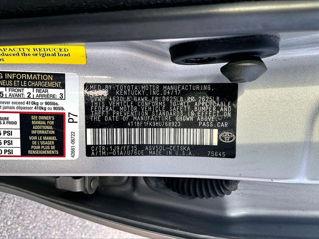 Used 2017 Toyota Camry SE FWD image 9