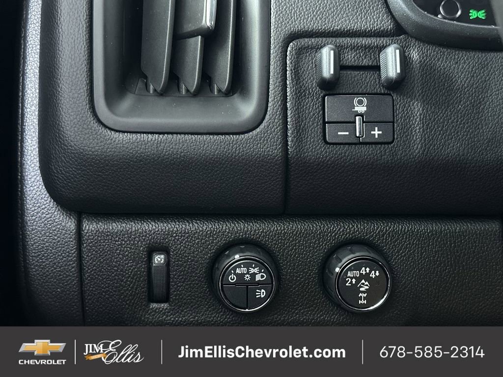 Used 2020 Chevrolet Colorado ZR2 w/ ZR2 Midnight Special Edition image 17