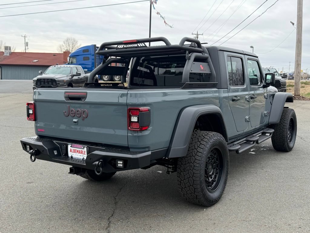 New 2025 Jeep Gladiator Rubicon w/ Convenience Group AWD/4WD image 3