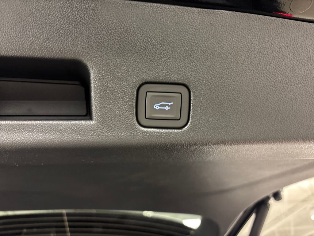 New 2026 GMC Acadia Denali w/ Super Cruise Package image 19