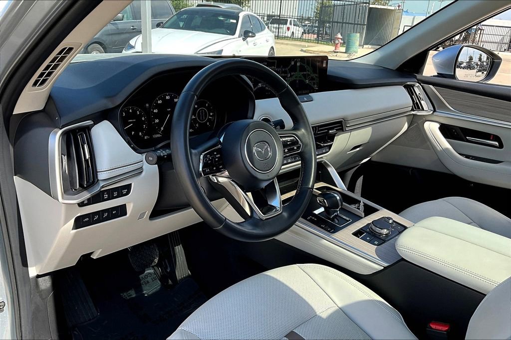 Used 2024 MAZDA CX-90 3.3 Turbo S w/ Premium Package image 17