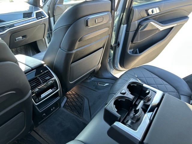 Used 2024 BMW X7 xDrive40i w/ M Sport Package image 36
