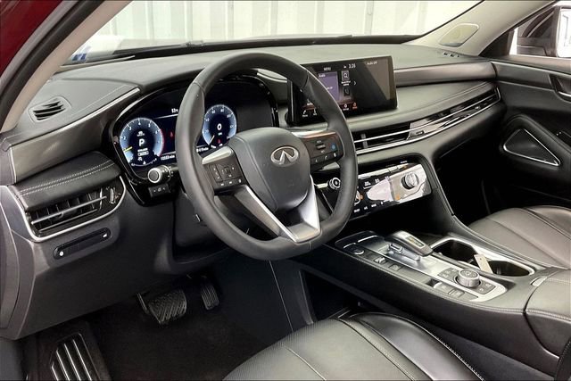 Certified 2025 INFINITI QX60 Luxe image 18