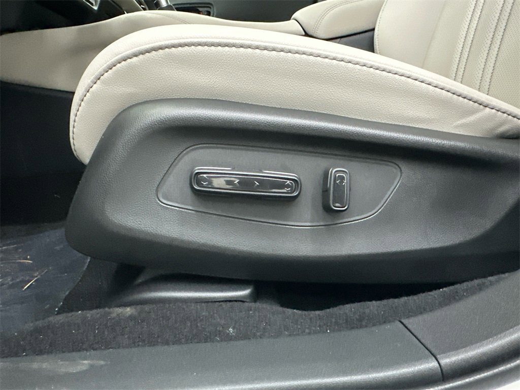 New 2026 Honda HR-V EX-L image 10