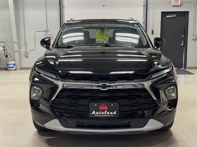 Used 2023 Chevrolet Blazer LT w/ Convenience Package AWD/4WD image 2