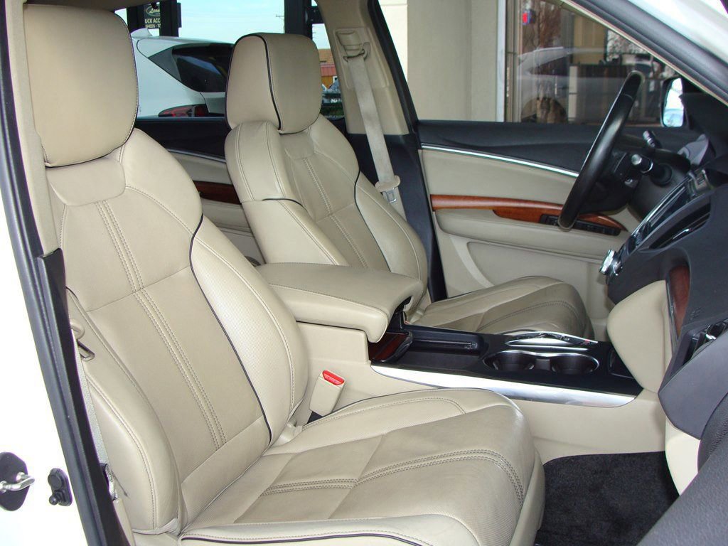 Used 2017 Acura MDX SH-AWD w/ Advance Package image 13