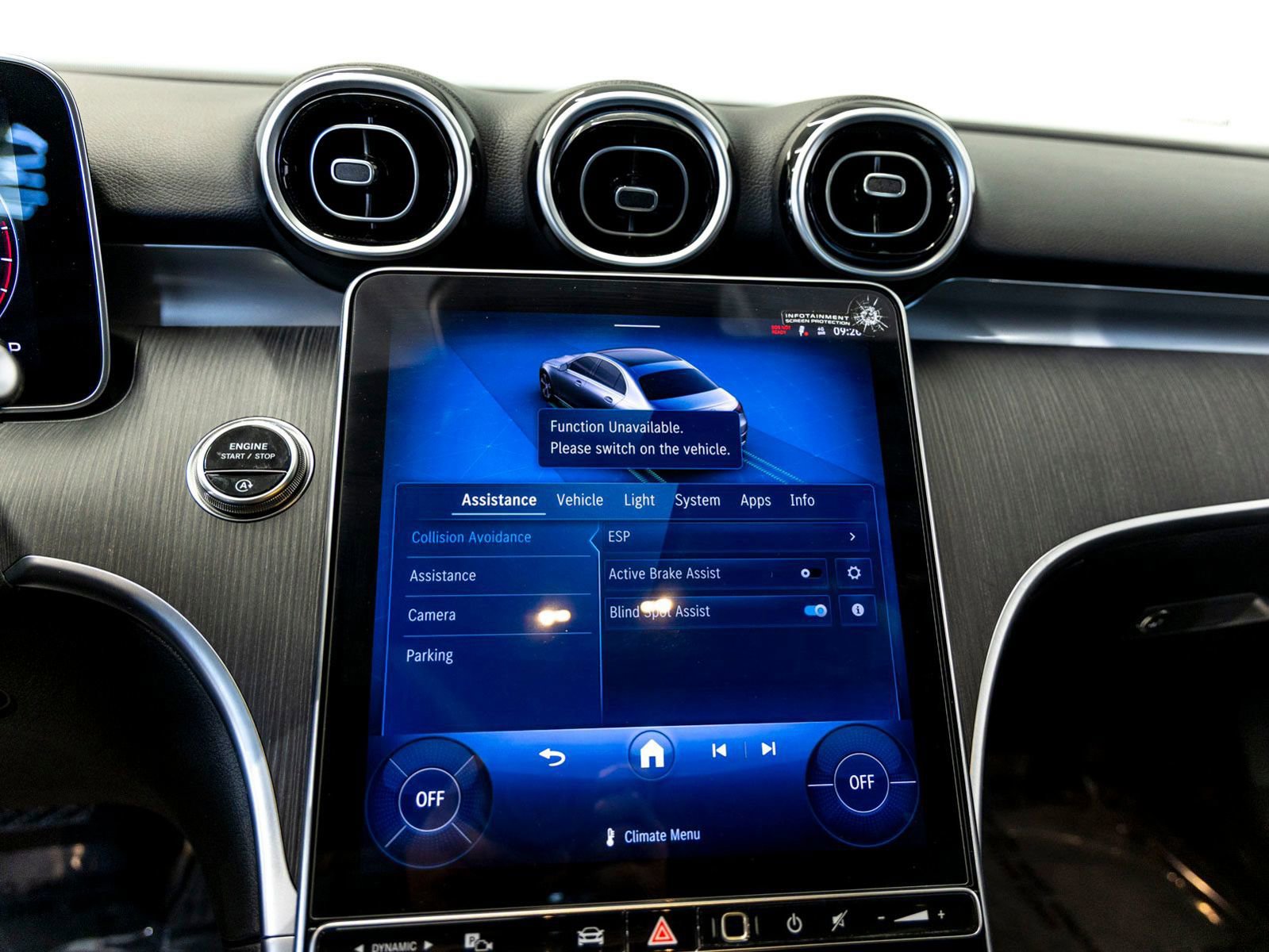 Used 2025 Mercedes-Benz C 300 Sedan image 18