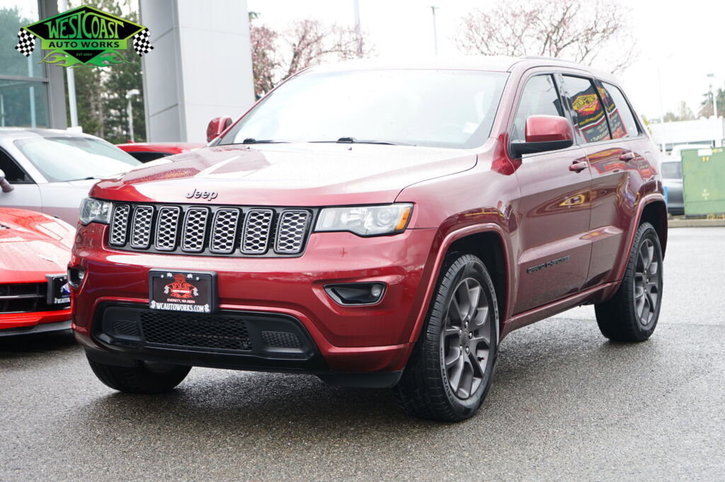 Used 2018 Jeep Grand Cherokee Altitude image 1