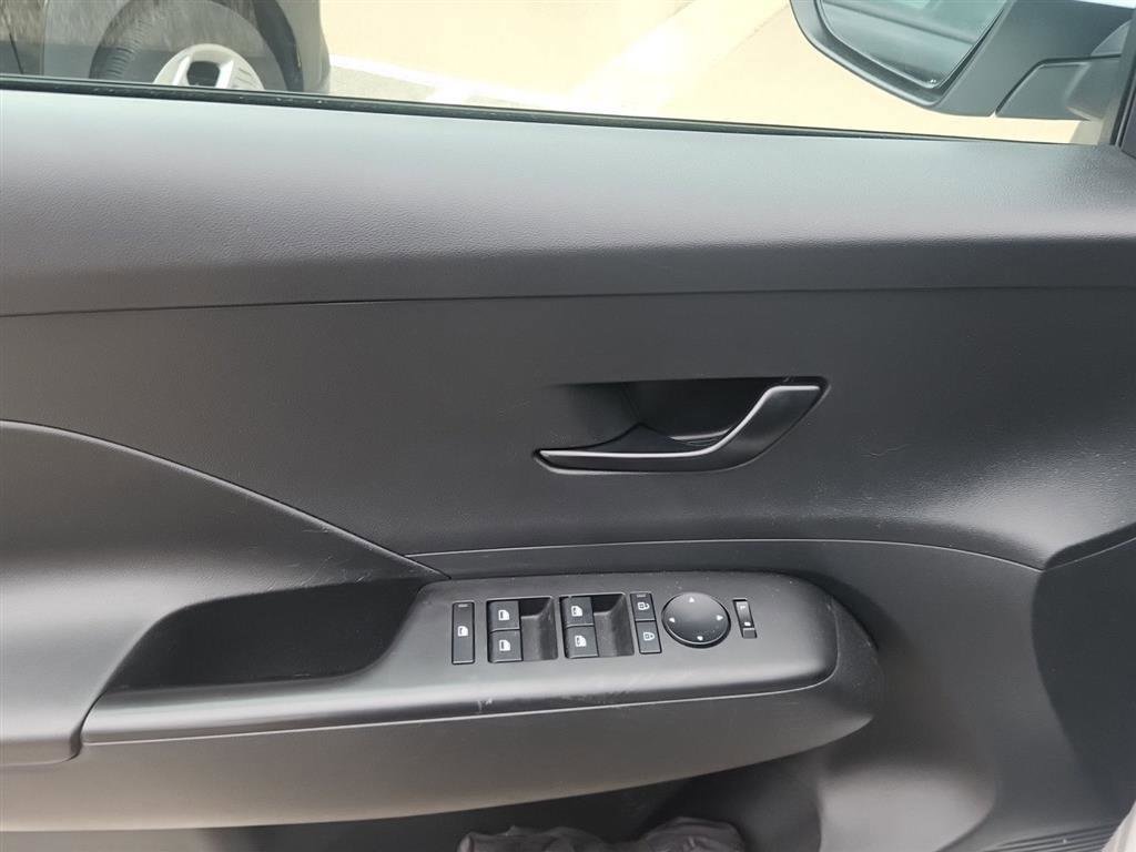 Used 2024 Hyundai Kona SEL w/ Convenience Package AWD/4WD image 12