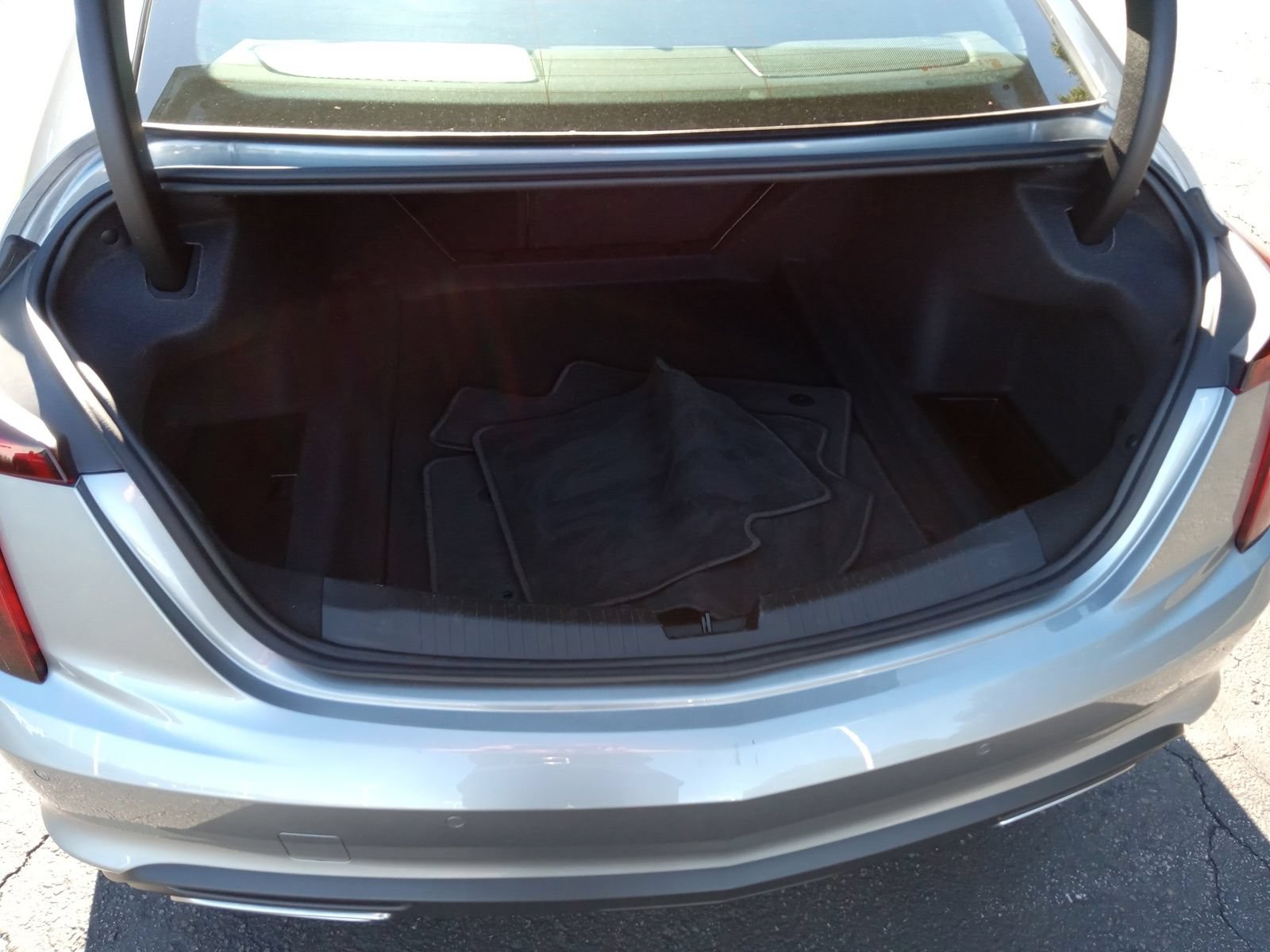 Used 2024 Cadillac CT5 Premium Luxury w/ Parking Package RWD image 25