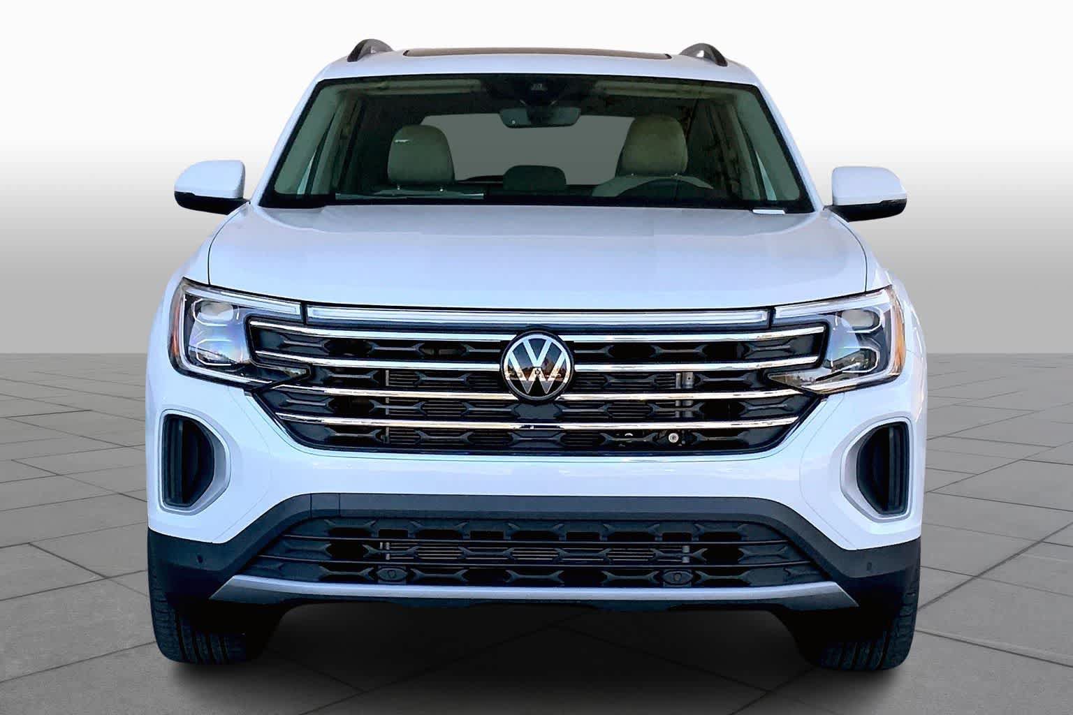 New 2026 Volkswagen Atlas SE FWD image 3