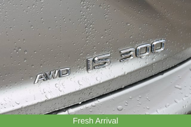 Used 2018 Lexus IS 300 AWD w/ Comfort Package image 8