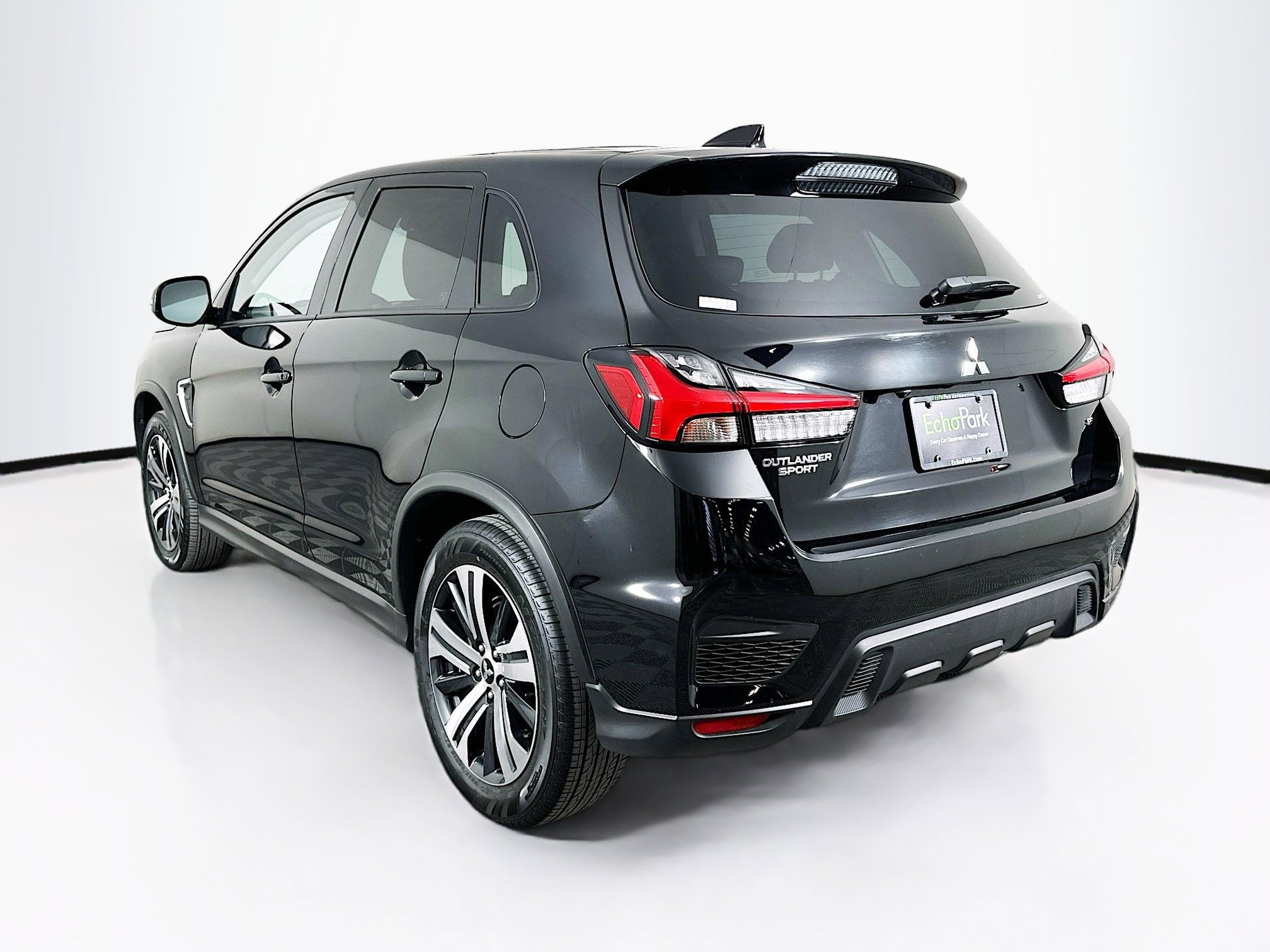 Used 2025 Mitsubishi Outlander Sport SE image 5