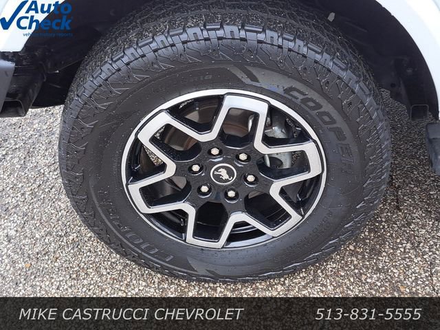 Used 2024 Ford Bronco Outer Banks image 9