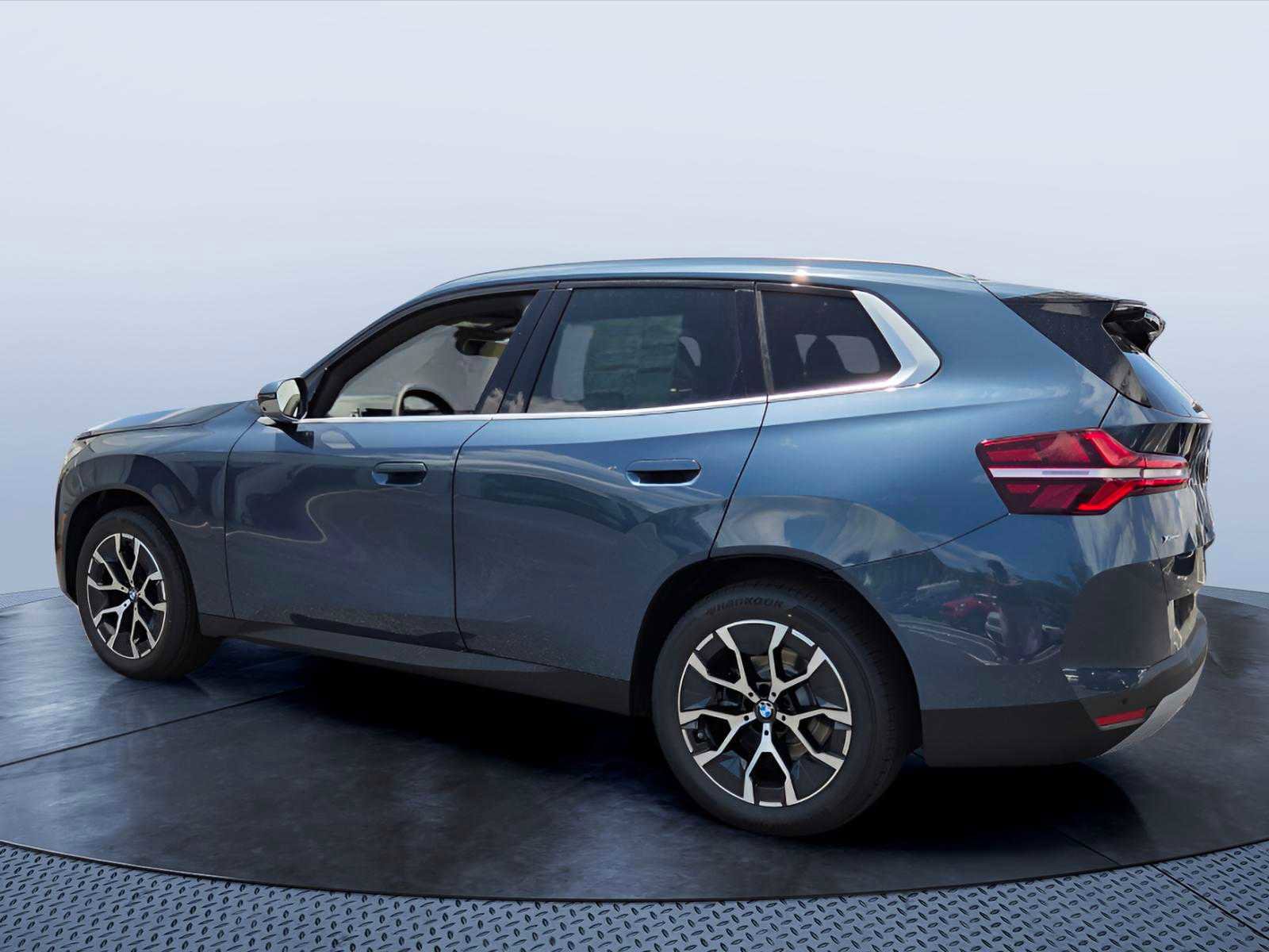 New 2026 BMW X3 xDrive30 w/ Premium Package AWD/4WD image 4