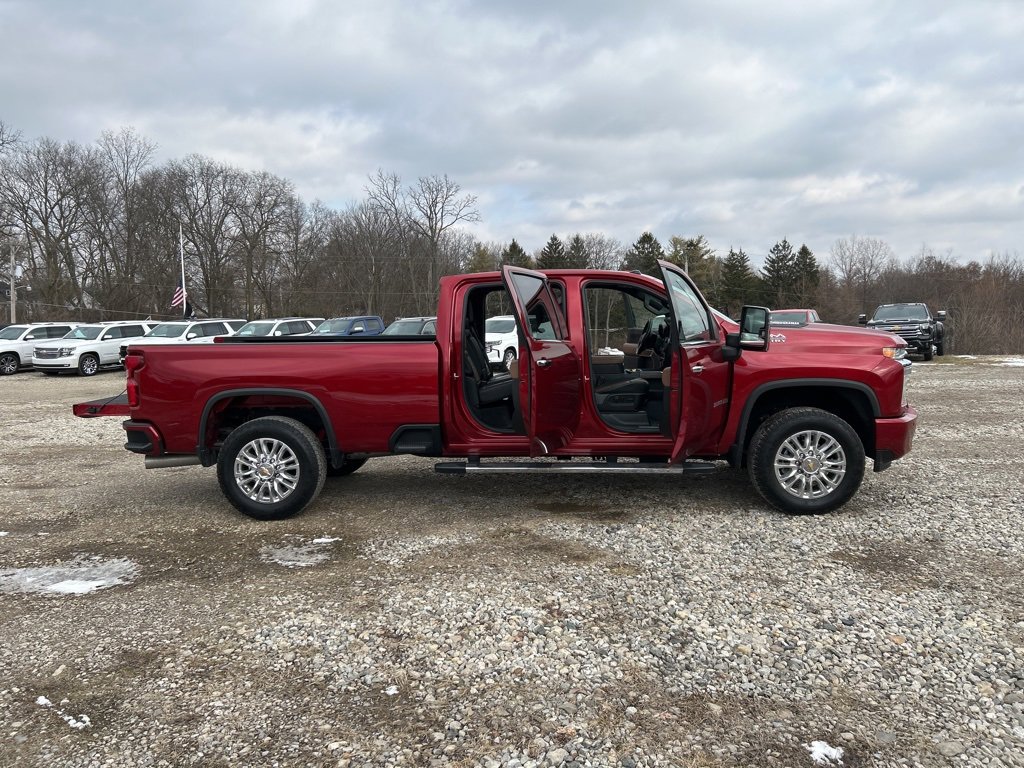 Used 2022 Chevrolet Silverado 3500 High Country w/ Z71 Off-Road Package image 31