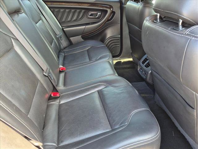 Used 2017 Ford Taurus Limited FWD image 20