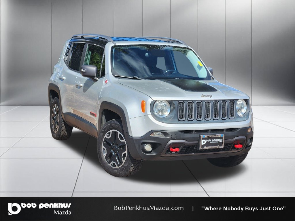 Used 2015 Jeep Renegade Trailhawk w/ Popular Equipment Group AWD/4WD 360° Tour