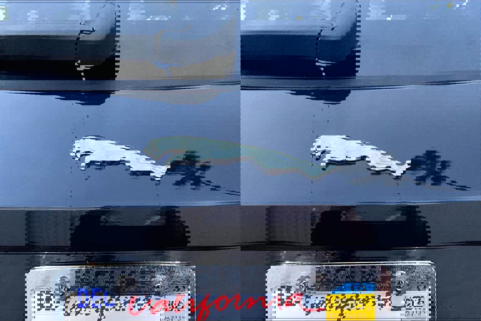 Used 2018 Jaguar F-PACE Prestige image 29