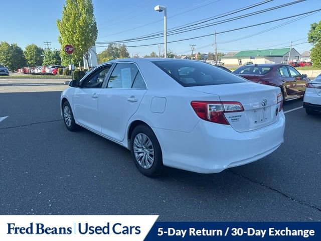 Used 2013 Toyota Camry LE FWD image 12
