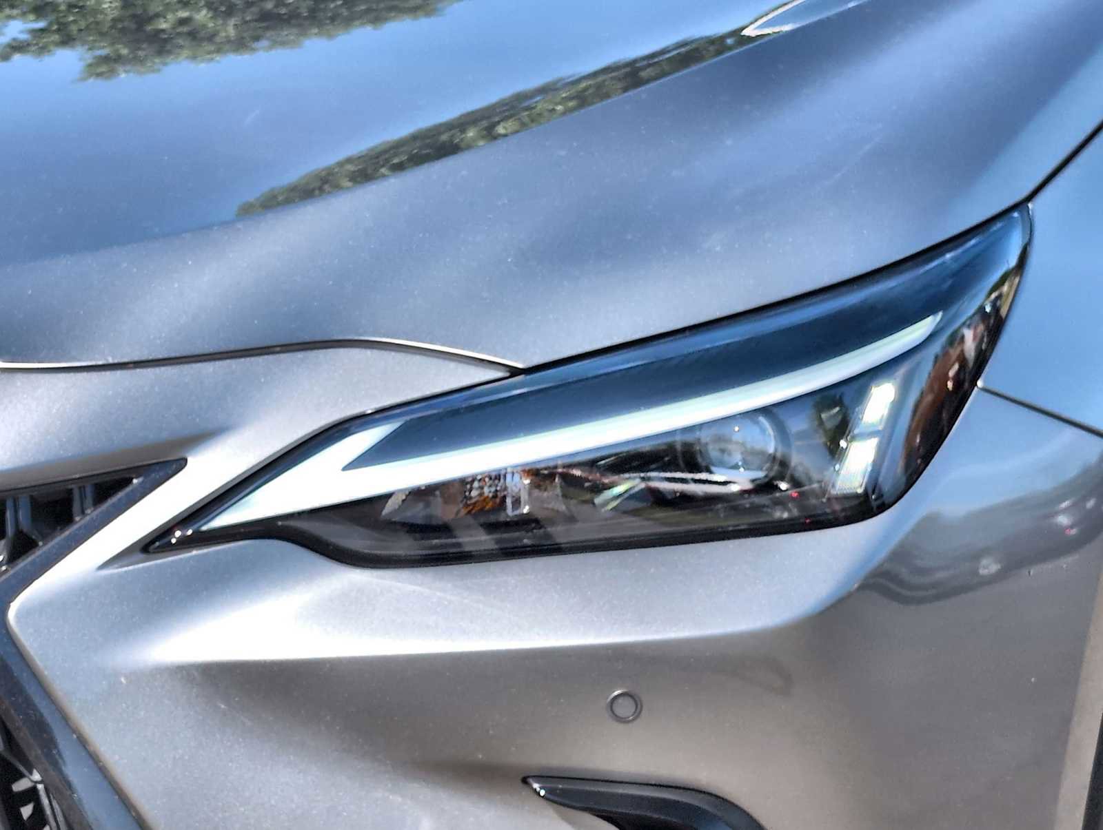 Used 2025 Lexus NX 350h AWD w/ Accessory Package (2T) image 11
