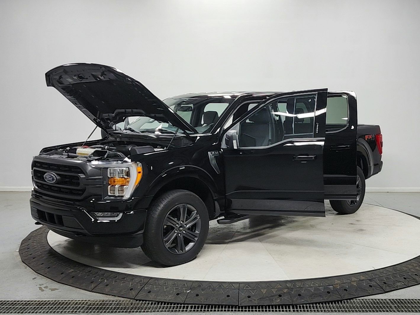 Used 2023 Ford F150 XLT w/ Equipment Group 302A High AWD/4WD image 11