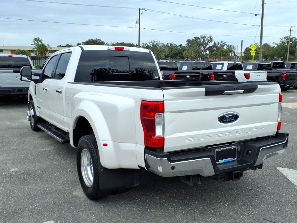 Used 2019 Ford F350 Lariat w/ Chrome Package RWD image 5