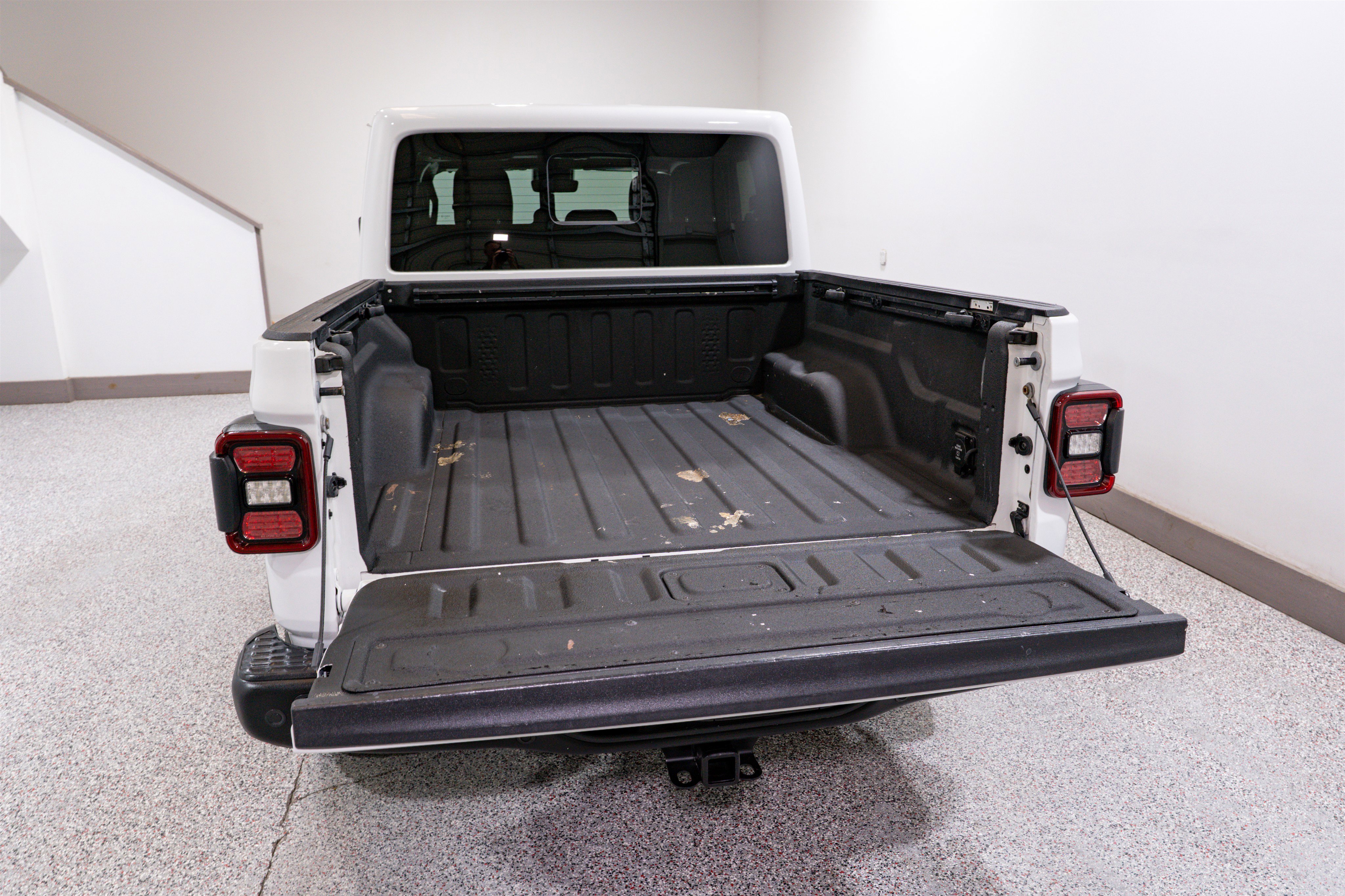 Used 2020 Jeep Gladiator Rubicon AWD/4WD image 11