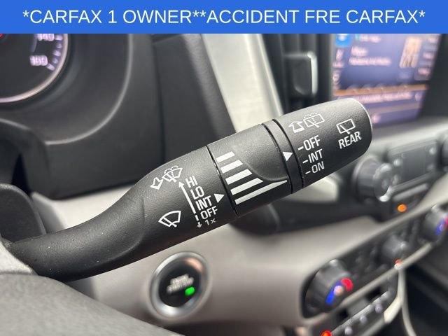 Used 2023 GMC Terrain SLT image 30