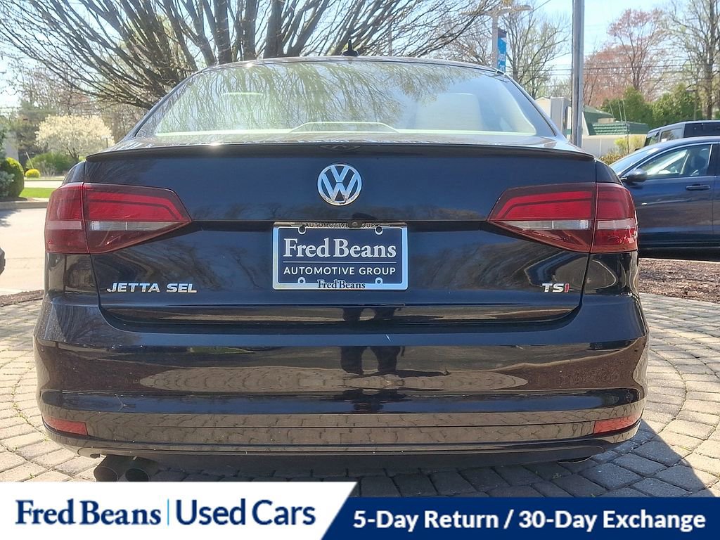 Used 2016 Volkswagen Jetta SEL FWD image 5