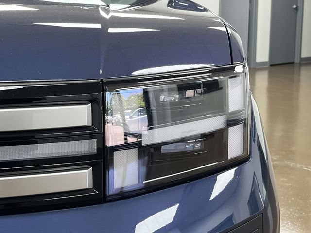 Certified 2025 Hyundai Santa Fe SEL AWD/4WD image 9