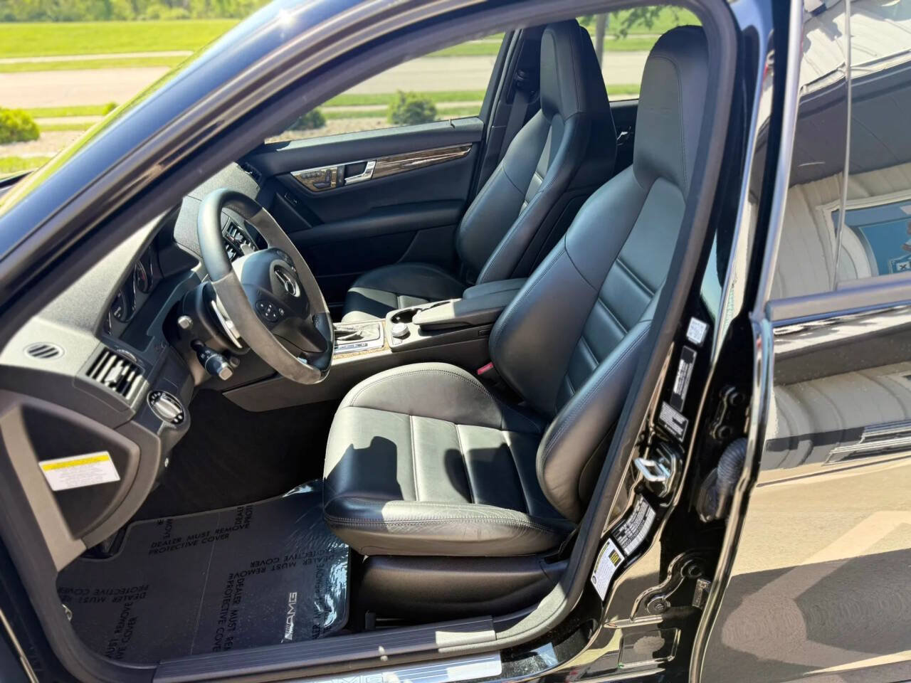 Used 2009 Mercedes-Benz C 63 AMG Sedan image 3