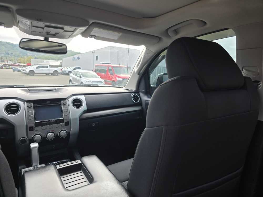 Used 2014 Toyota Tundra SR5 AWD/4WD image 14