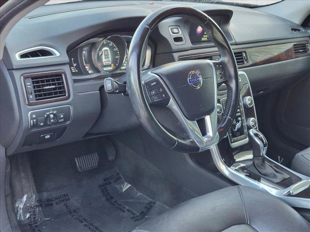 Used 2016 Volvo XC70 T5 Premier w/ Proximity Package AWD/4WD image 10